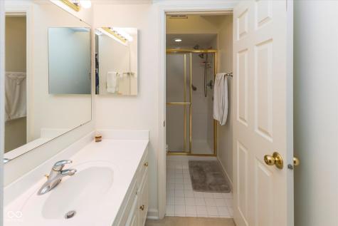 7601 Newport Bay Drive Indianapolis IN 46240