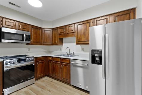 8751 Jaffa Court Drive E Indianapolis IN 46260