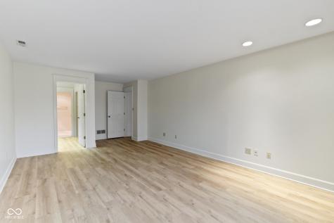 8751 Jaffa Court Drive E Indianapolis IN 46260