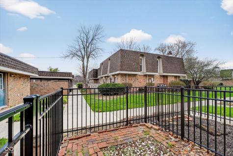 7472 Countrybrook Drive Indianapolis IN 46260