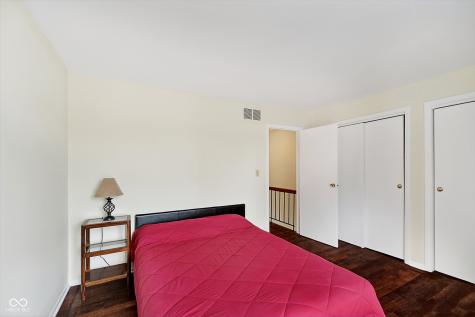 7472 Countrybrook Drive Indianapolis IN 46260