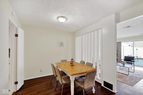 7472 Countrybrook Drive Indianapolis IN 46260