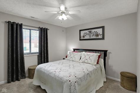 9242 Golden Leaf Way Indianapolis IN 46260