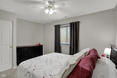 9242 Golden Leaf Way Indianapolis IN 46260