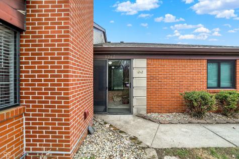 9242 Golden Leaf Way Indianapolis IN 46260