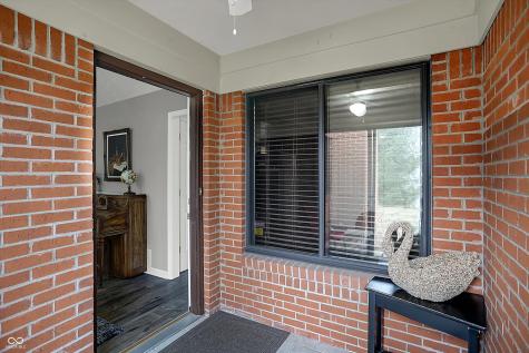 9242 Golden Leaf Way Indianapolis IN 46260