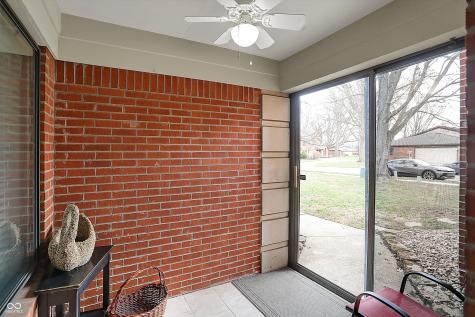 9242 Golden Leaf Way Indianapolis IN 46260