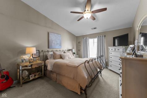 6231 Amber Creek Lane Indianapolis IN 46237