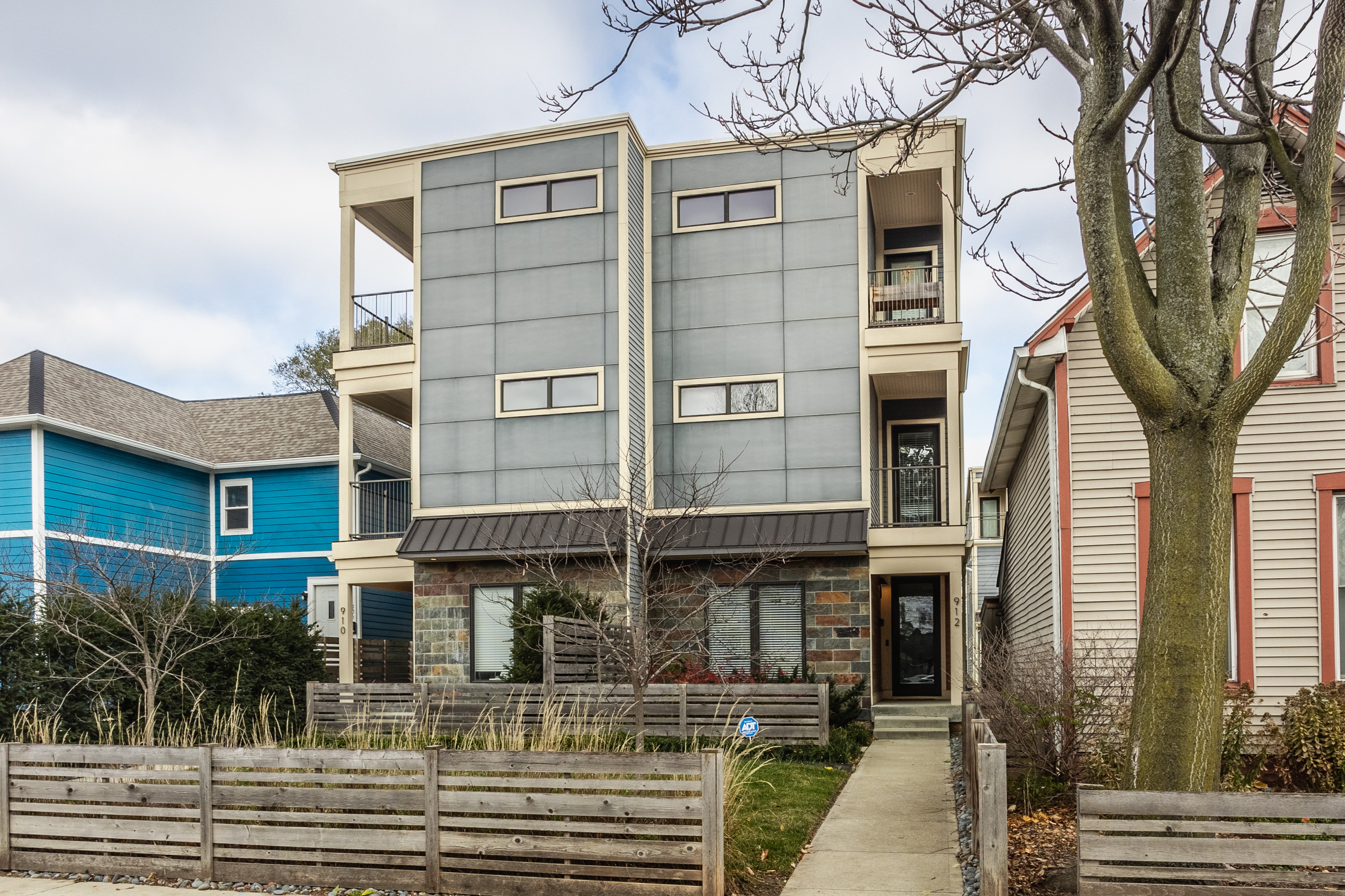 912 Woodlawn Avenue Indianapolis IN 46203