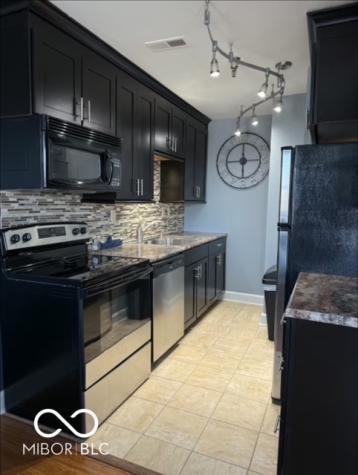 230 E 9th Street Indianapolis IN 46204