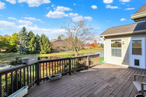 12622 Whisper Way Fishers IN 46037