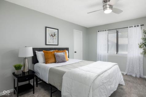 7945 Benjamin Drive Indianapolis IN 46226