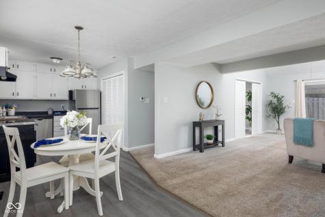 7945 Benjamin Drive Indianapolis IN 46226