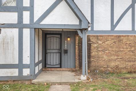 9792 Kingscross Court Indianapolis IN 46235