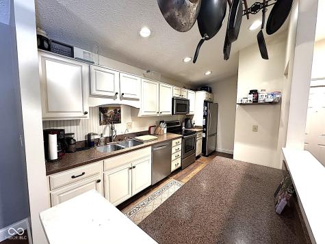 8104 Glenwillow Lane Indianapolis IN 46278