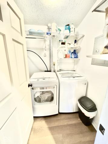 8104 Glenwillow Lane Indianapolis IN 46278