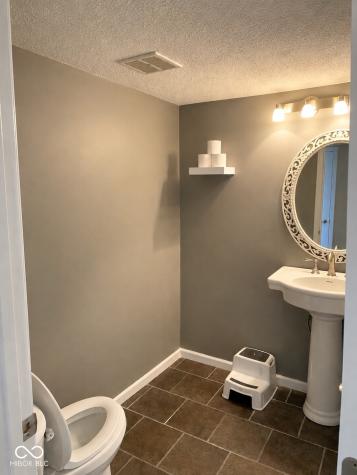 937 Ardsley Drive Indianapolis IN 46234
