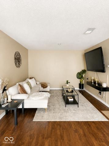 937 Ardsley Drive Indianapolis IN 46234