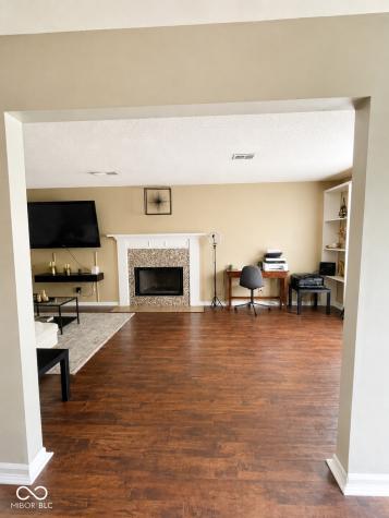 937 Ardsley Drive Indianapolis IN 46234