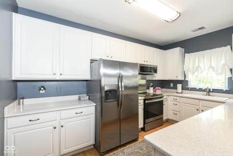 9704 Rialto Trail Carmel IN 46280