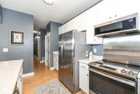 9704 Rialto Trail Carmel IN 46280