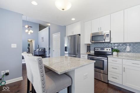 9733 Windy Lane Fishers IN 46037