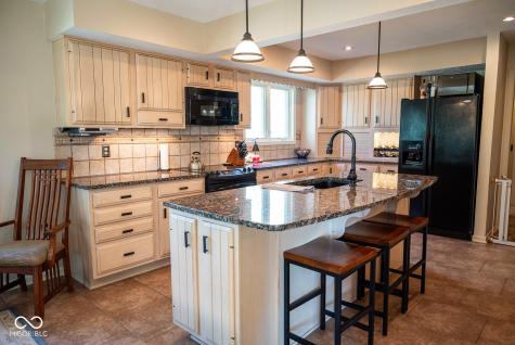 8008 River Bay Drive E Indianapolis IN 46240