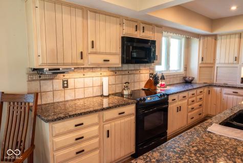 8008 River Bay Drive E Indianapolis IN 46240
