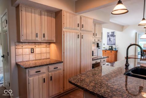8008 River Bay Drive E Indianapolis IN 46240