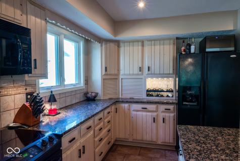 8008 River Bay Drive E Indianapolis IN 46240