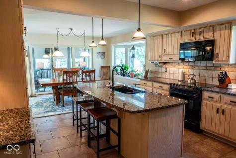 8008 River Bay Drive E Indianapolis IN 46240