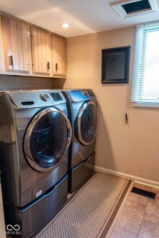 8008 River Bay Drive E Indianapolis IN 46240