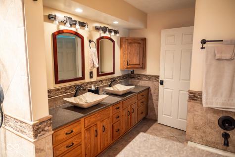 8008 River Bay Drive E Indianapolis IN 46240