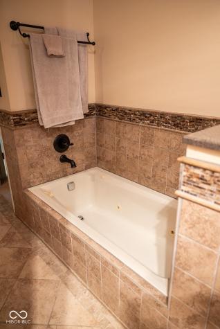 8008 River Bay Drive E Indianapolis IN 46240