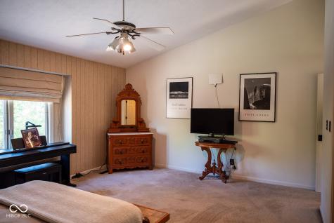 8008 River Bay Drive E Indianapolis IN 46240