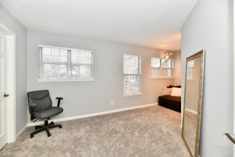 7854 Harbour Isle Indianapolis IN 46240