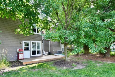 7854 Harbour Isle Indianapolis IN 46240