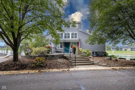 7854 Harbour Isle Indianapolis IN 46240
