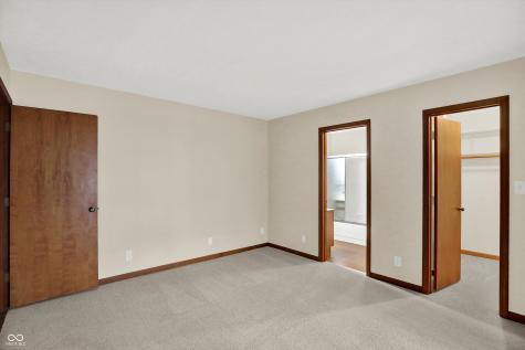 75 Dominion Drive Zionsville IN 46077