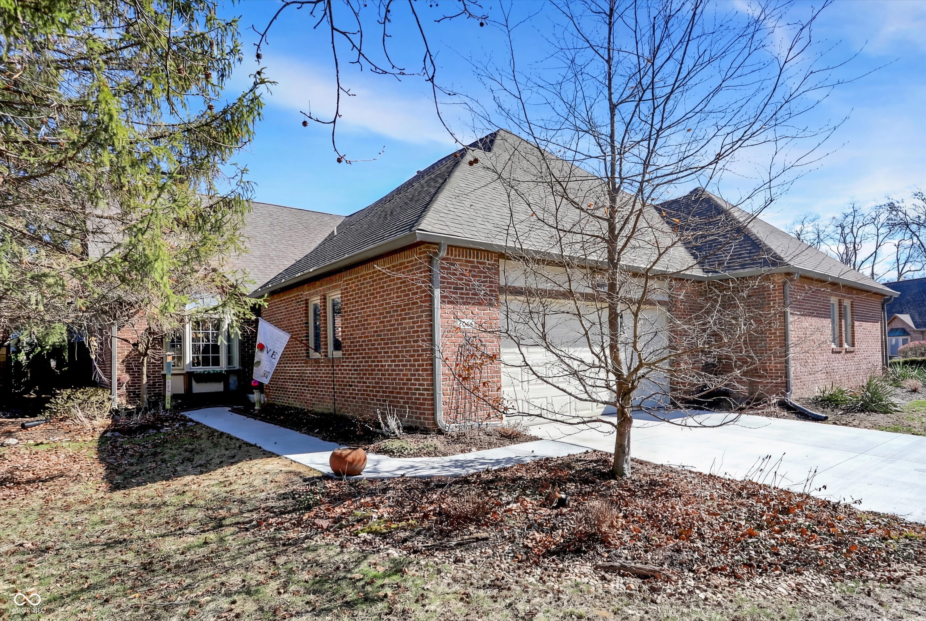 2066 Oldfields Circle South Drive Indianapolis IN 46228