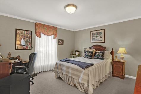 7453 Lions Head Drive Indianapolis IN 46260