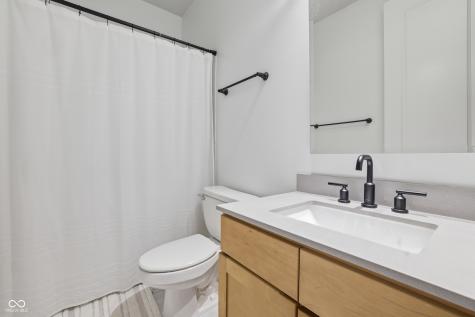 624 E Walnut Street Indianapolis IN 46204