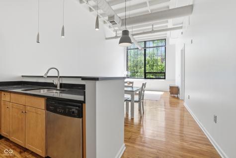 624 E Walnut Street Indianapolis IN 46204