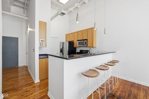 624 E Walnut Street Indianapolis IN 46204