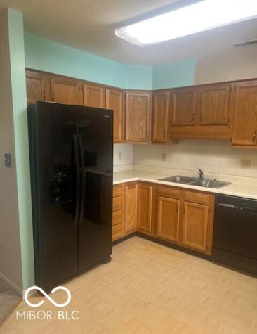 9242 Sea Pine Lane Indianapolis IN 46250