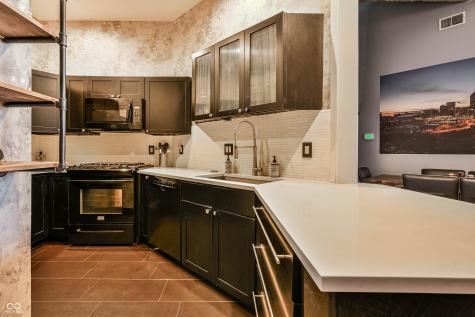 611 N Park Avenue Indianapolis IN 46204
