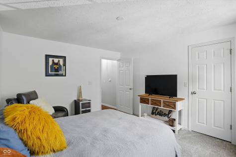 11715 Lenox Lane Carmel IN 46032