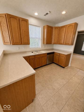 13517 Molique Boulevard Fishers IN 46037