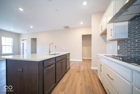 7942 Beaumont Green Place Indianapolis IN 46250