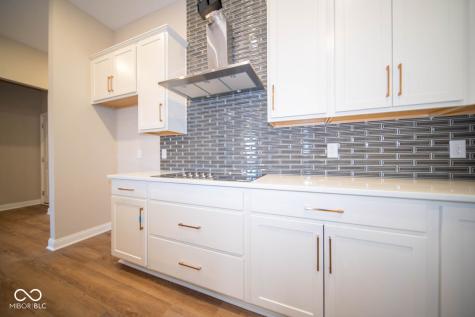 7942 Beaumont Green Place Indianapolis IN 46250